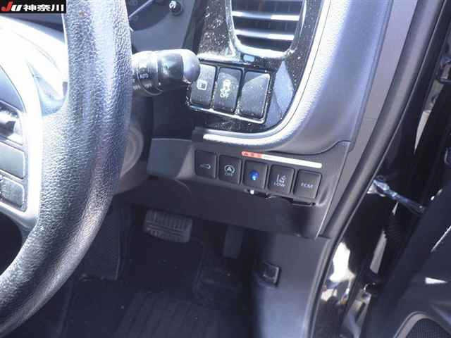 MITSUBISHI OUTLANDER 2013