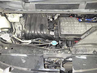 NISSAN SERENA 2013
