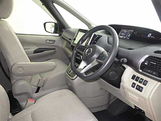 NISSAN SERENA 2016