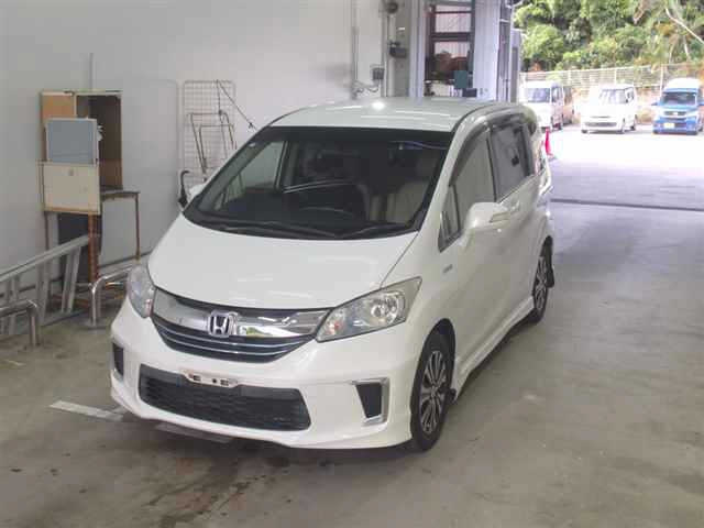 HONDA FREED 2014