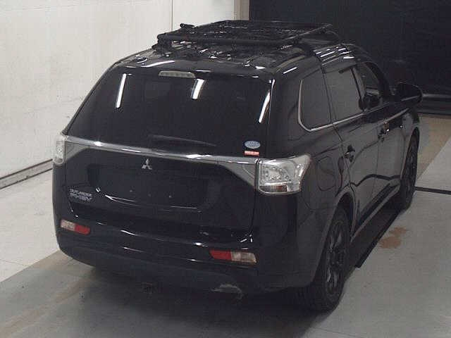 MITSUBISHI OUTLANDER PHEV 2013
