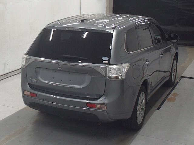 MITSUBISHI OUTLANDER PHEV 2014