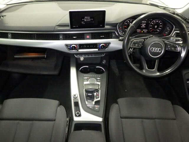 AUDI A4 2016