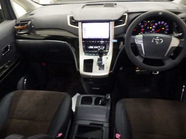 TOYOTA ALPHARD 2013