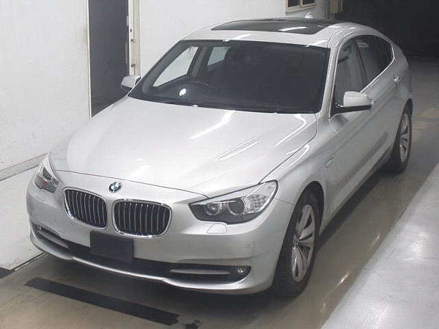 BMW 5 SERIES 2010