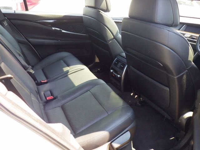 BMW 5 SERIES 2010