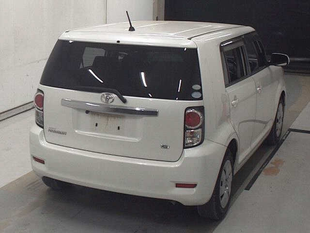 TOYOTA COROLLA RUMION 2011