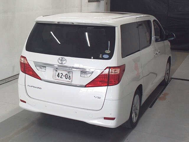 TOYOTA ALPHARD 2009