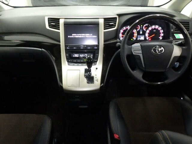 TOYOTA ALPHARD 2014