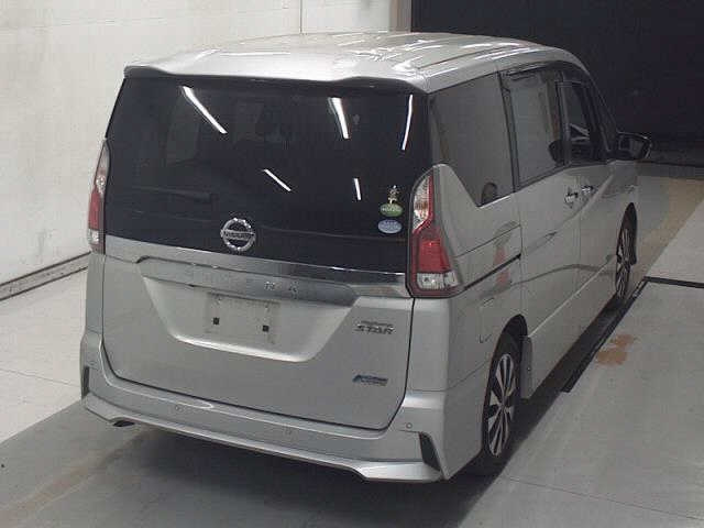NISSAN SERENA 2017