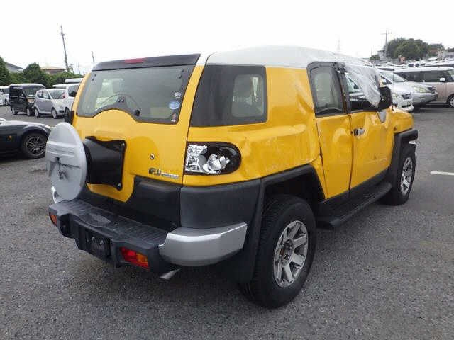 TOYOTA FJ CRUISER 2017