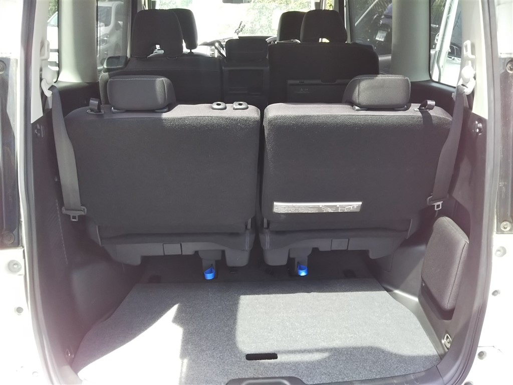 NISSAN SERENA 2017