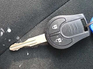 NISSAN SERENA 2012