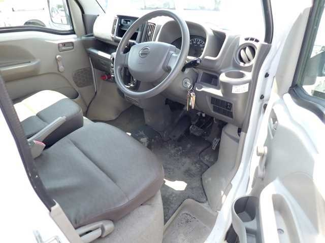 NISSAN CLIPPER VAN 2017