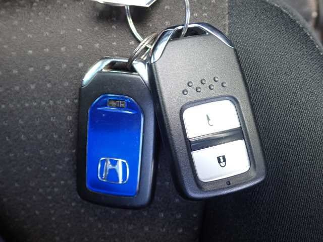 HONDA FIT 2016