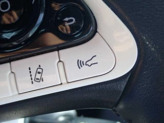 TOYOTA PRIUS 2017