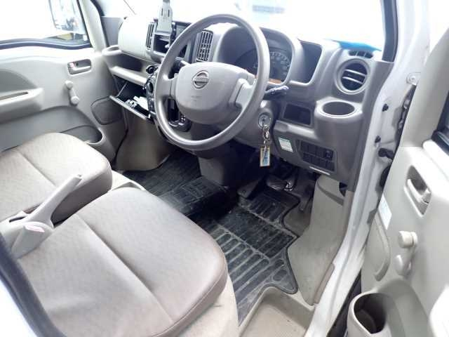 NISSAN CLIPPER VAN 2017