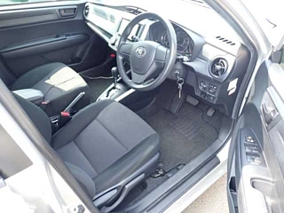 TOYOTA COROLLA FIELDER 2019
