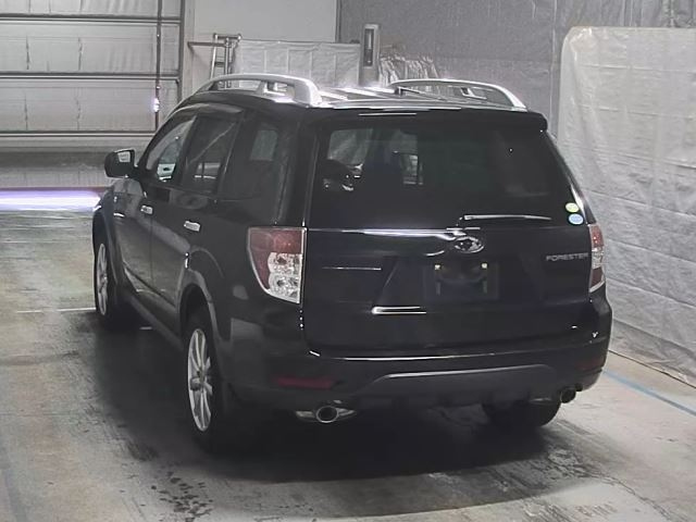 SUBARU FORESTER 2010