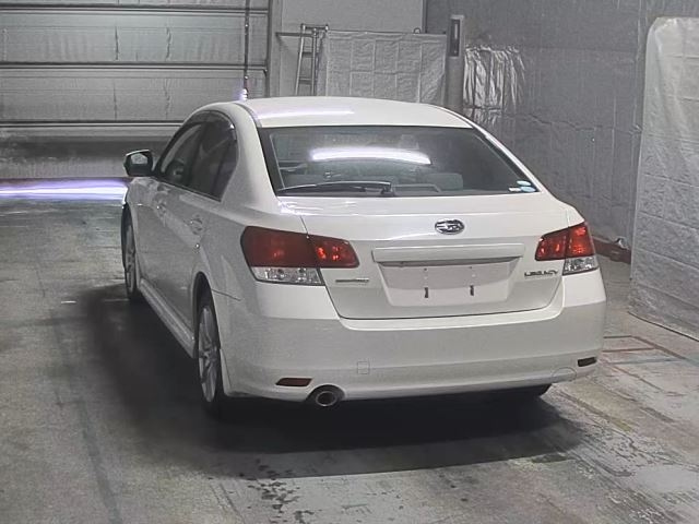 SUBARU LEGACY B4 2012