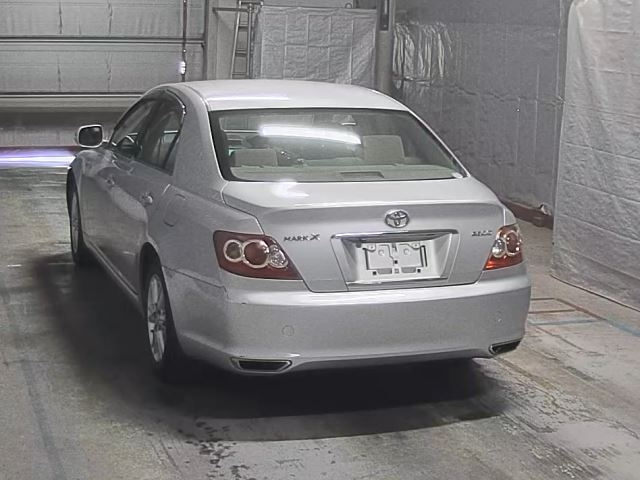TOYOTA MARK X 2008