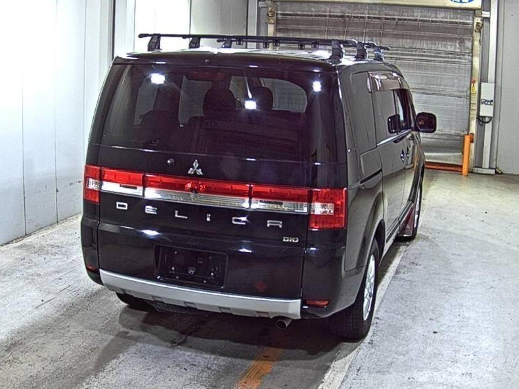 MITSUBISHI DELICA D5 2015