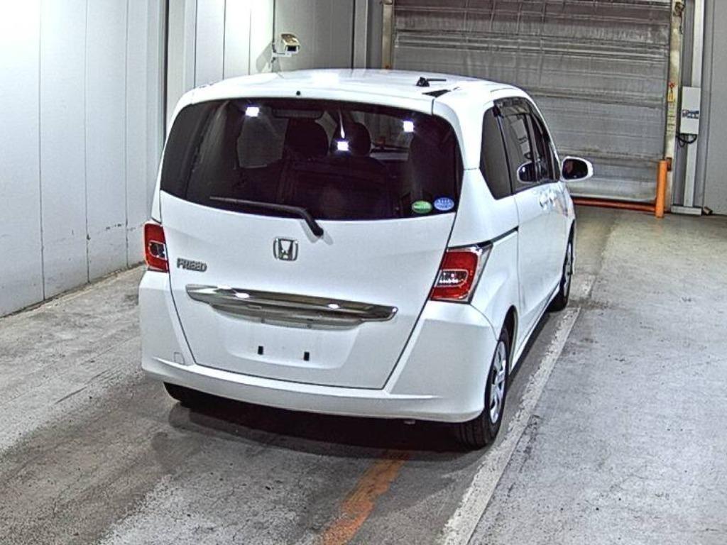 HONDA FREED 2016