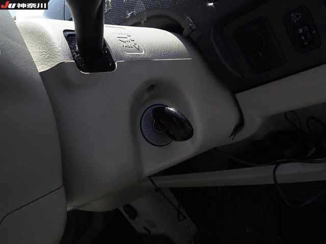 NISSAN OTTI 2008