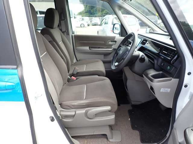 HONDA STEP WAGON 2016