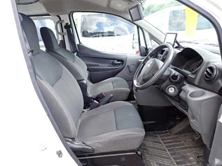MITSUBISHI DELICA 2018