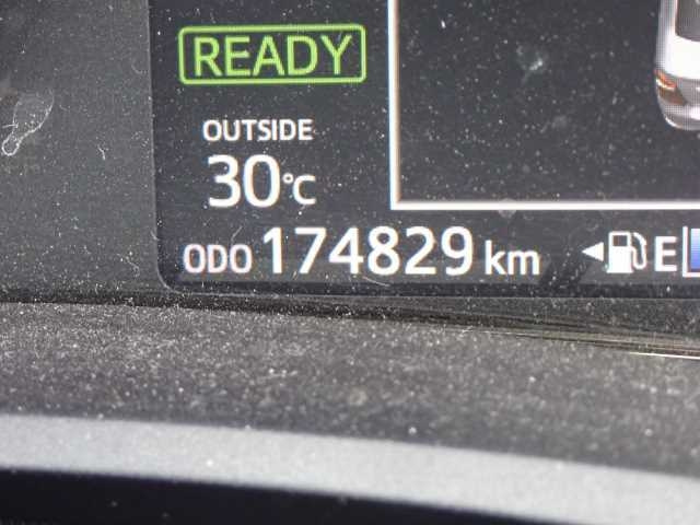 TOYOTA COROLLA AXIO 2018