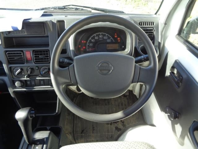 NISSAN CLIPPER TRUCK 2020