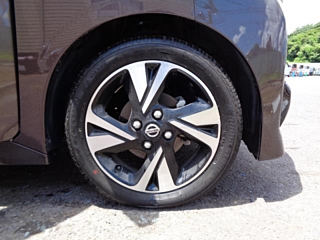 NISSAN ROOX 2020
