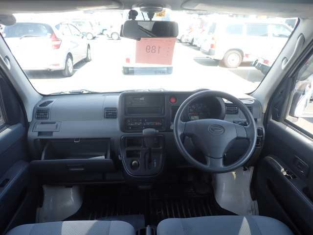DAIHATSU HIJET VAN 2017