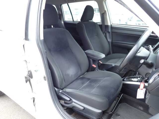 TOYOTA COROLLA FIELDER 2017