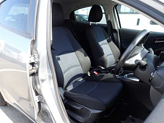 MAZDA DEMIO 2015