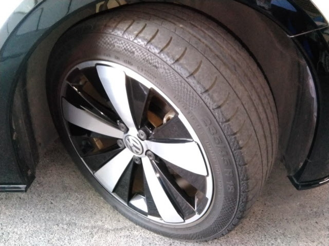 VOLKSWAGEN THE BEETLE 2019