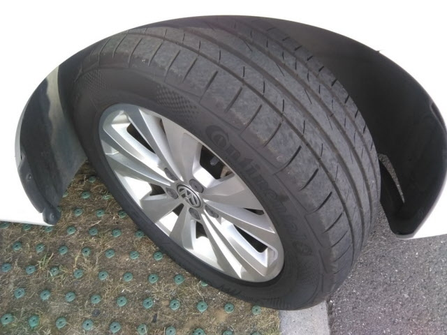 VOLKSWAGEN GOLF 2014