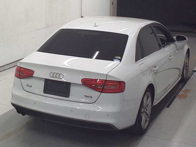 AUDI A4 2014
