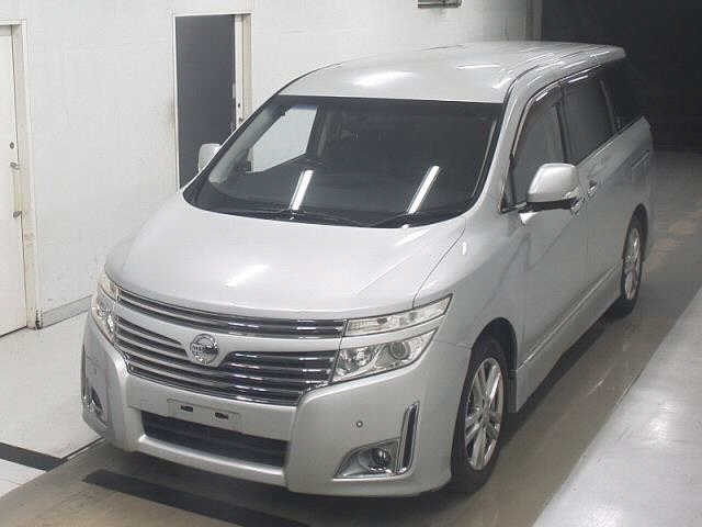 NISSAN ELGRAND 2010