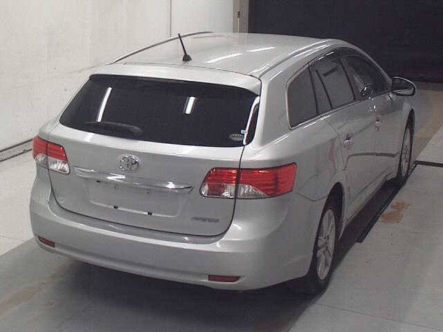 TOYOTA AVENSIS WAGON 2012
