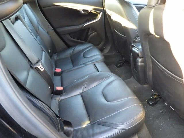 VOLVO V40 2013