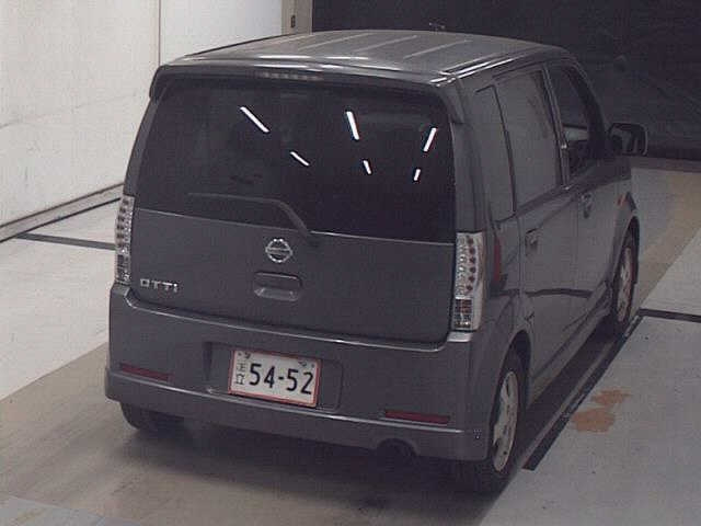 NISSAN OTTI 2010