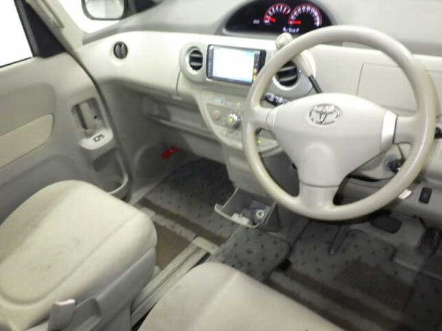TOYOTA PORTE 2008