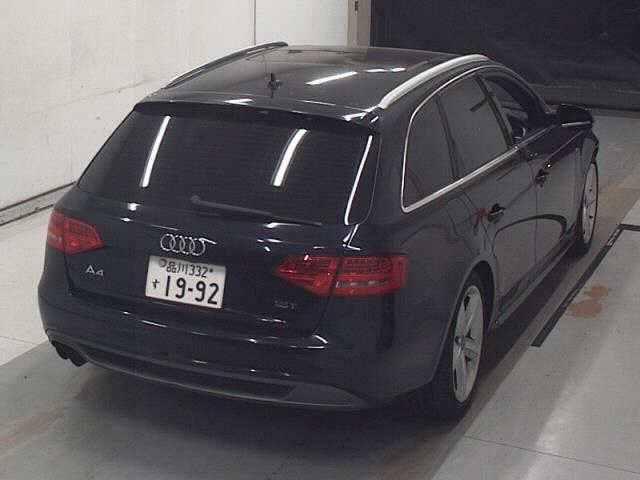 AUDI A4 2010
