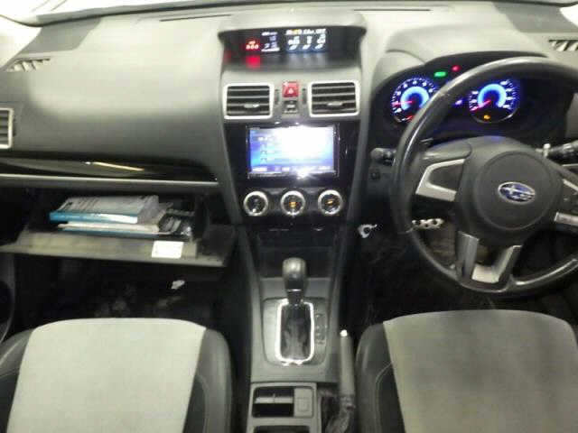 SUBARU XV 2016