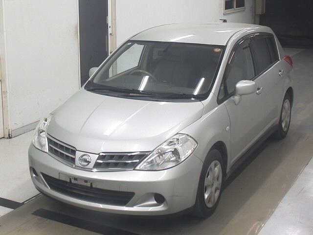 NISSAN TIIDA 2008