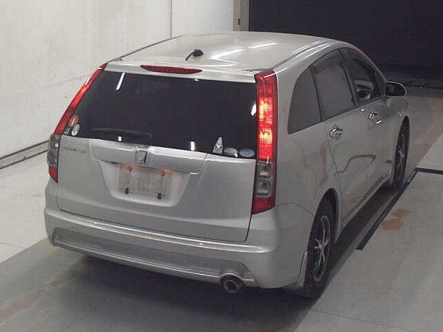 HONDA STREAM 2009