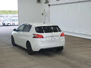 Заказать PEUGEOT 308
