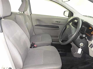DAIHATSU MIRA E S 2016